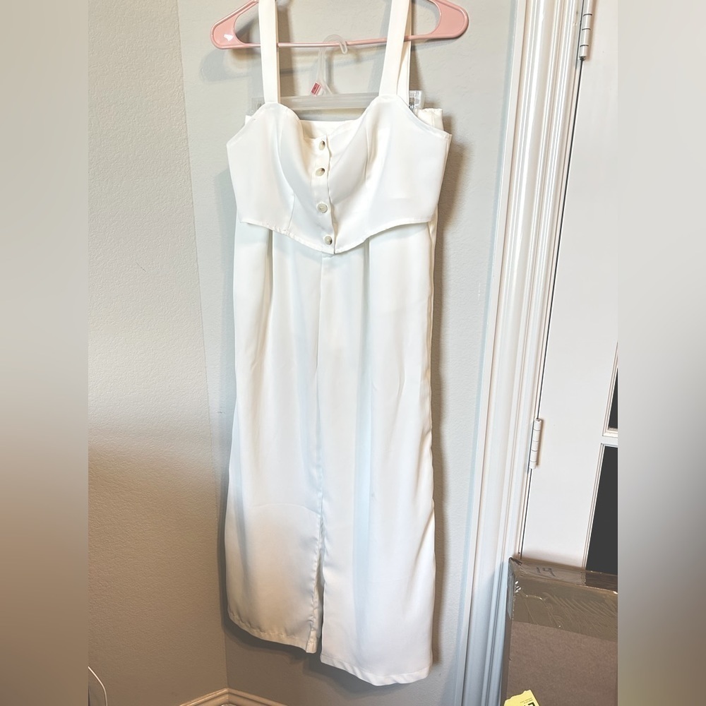 White wide leg women’s pant set, crop top & hi waisted pants 2 piece set, sz 6